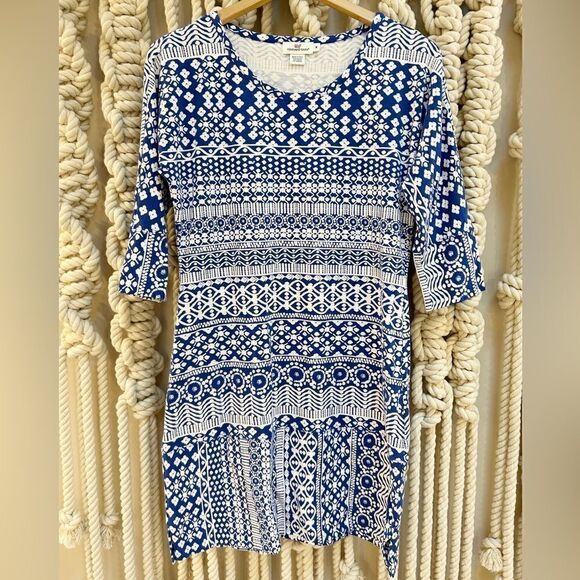 Vineyard Vines Dresses & Skirts - Vineyard Vines 3/4 Sleeve Blue White Print Shift Dress